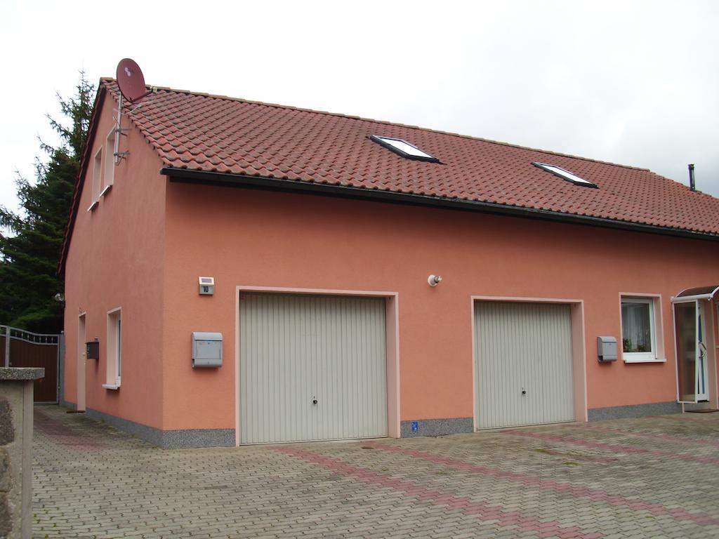Ferienwohnung Am Dorfplatz Wittenberg Pokoj fotografie