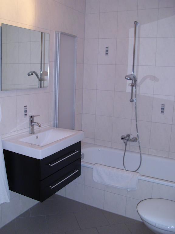 Ferienwohnung Am Dorfplatz Wittenberg Pokoj fotografie