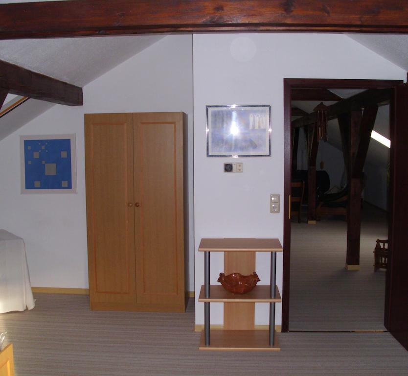 Ferienwohnung Am Dorfplatz Wittenberg Pokoj fotografie