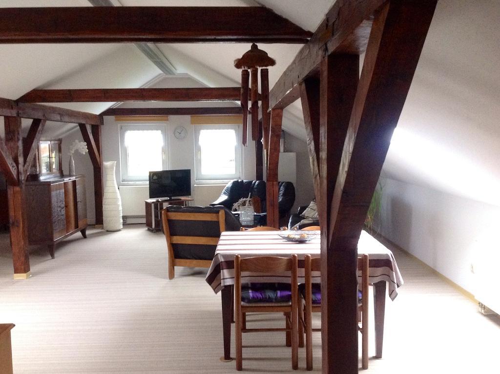 Ferienwohnung Am Dorfplatz Wittenberg Pokoj fotografie